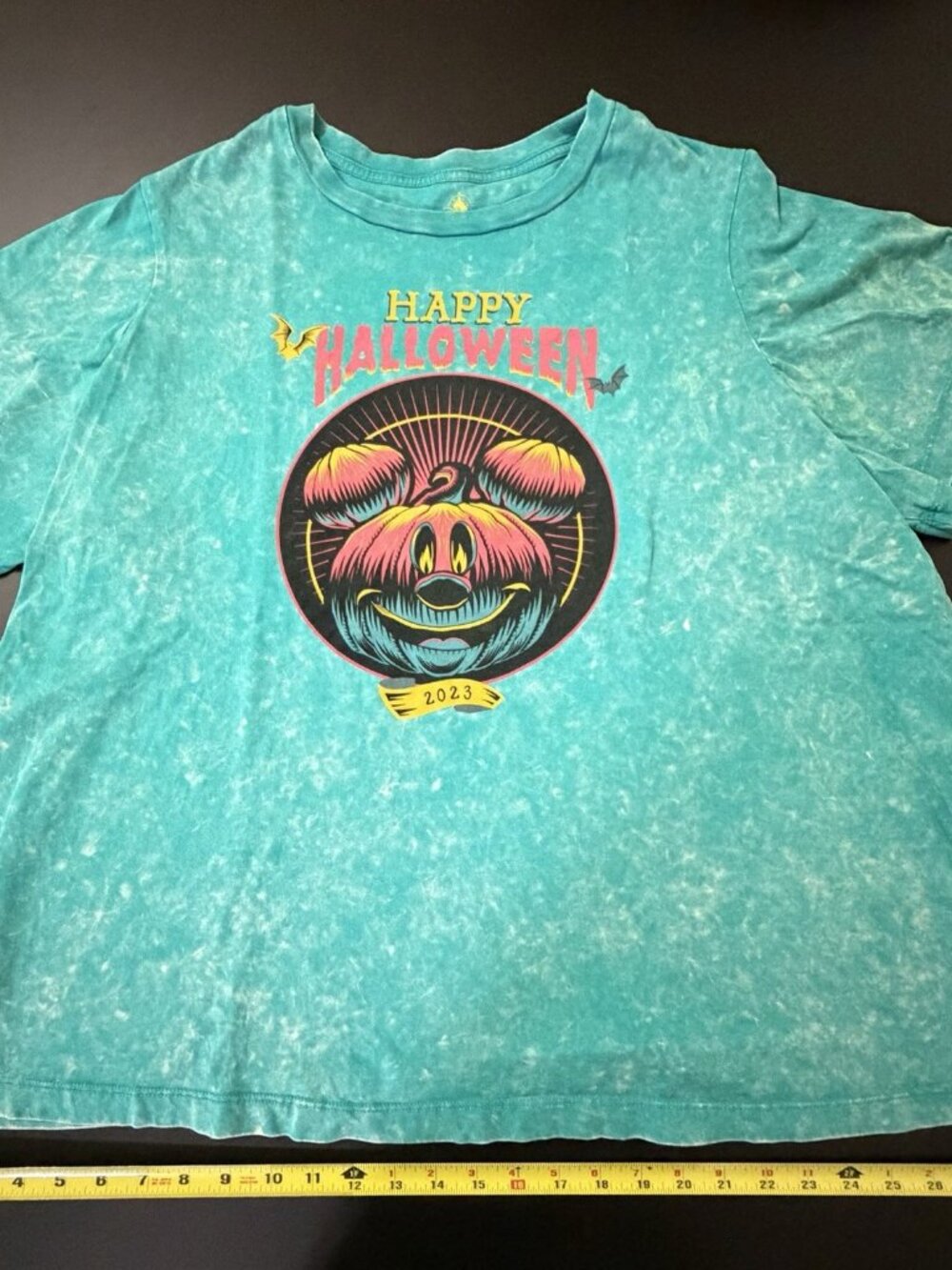 Disney Halloween 2023 Acid Wash Tee 1X Mickey Jack O Lantern Pumpkin